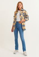 Ekoseli Gömlek Ceket ve Denim Pantolon Kombini
