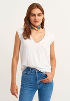 Bayan Beyaz Pamuklu V-Neck Tişört