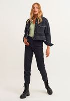 Bayan Siyah Cep Detaylı Crop Denim Ceket