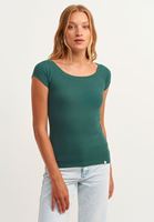 Bayan Yeşil Pamuklu Esnek Dokulu Tişört