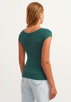Bayan Yeşil Pamuklu Esnek Dokulu Tişört