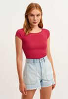 Bayan Pembe Pamuklu Esnek Dokulu Tişört