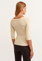 Bayan Bej Pamuklu Esnek Dokulu Tişört