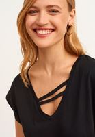 Bayan Siyah Biye Detaylı V-Neck Tişört ( MODAL )