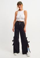 Bayan Siyah Paça Detaylı Wide-Leg Pantolon ( TENCEL™ )