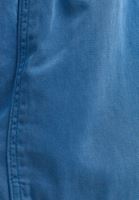 Jogger Pantolon ve Halter-Neck Tank Top Kombini 
