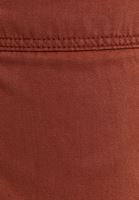 Jogger Pantolon ve Halter Yaka Tank Top Kombini