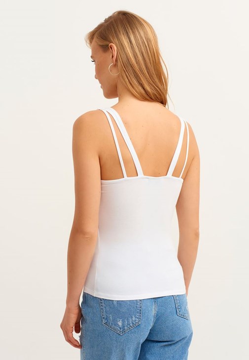 Triko Hırka ve Crop-Top Kombini