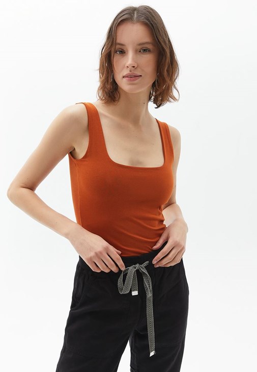 Oversize Hırka ve Jogger Pantolon Kombini