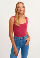 Women Pink Flexible Square Neck Singlet