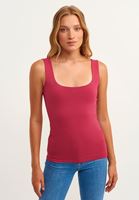 Women Pink Flexible Square Neck Singlet