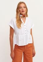 Bayan Beyaz Düğmeli Crop Bluz