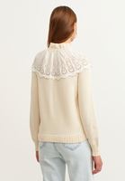 Bayan Bej Dantel Detaylı Triko Kazak