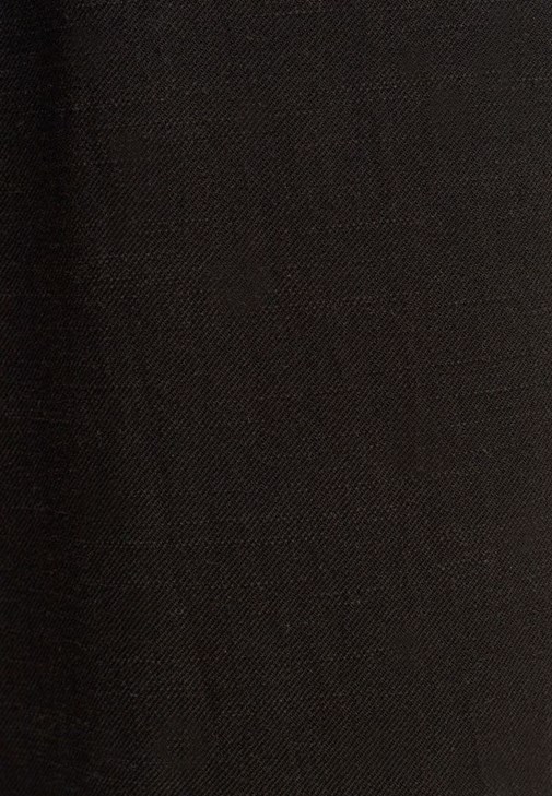 Carrot-Fit Bağcıklı Pantolon ve Boyfriend Gömlek Kombini