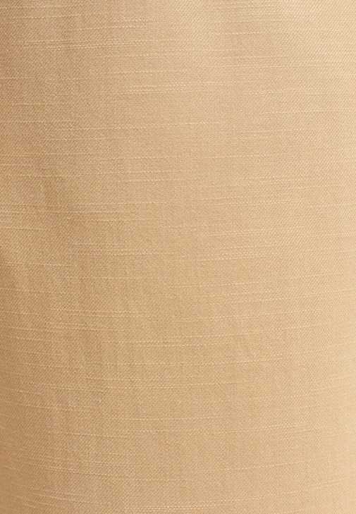 Carrot-Fit Pantolon ve Halter-Neck Tank Top Kombini