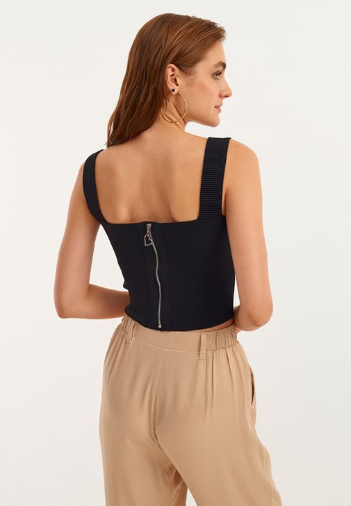 Crop Triko Atlet ve Saten Jogger Pantolon Kombini