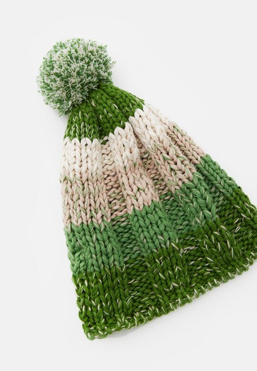 Yeşil Ponponlu Bere