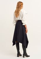 Bayan Siyah Kemer Detaylı Asimetrik Midi Etek