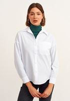Skinny Pantolon ve Oversize Cepli Gömlek Kombini