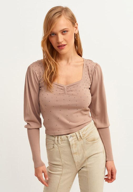 Krem Büzgülü ve Balon Kollu Crop Triko