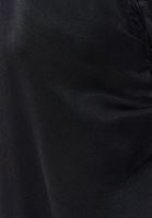 Bayan Siyah Yaka Detaylı Askılı Top