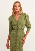 Bayan Yeşil Düğme Detaylı Yıkamalı Midi Elbise  (TENCEL™ )