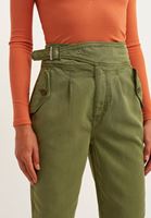 Bayan Yeşil Kemer Detaylı Carrot-Fit Pantolon ( TENCEL™ )