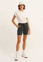 Bayan Yeşil Batik Desenli Mini Şort