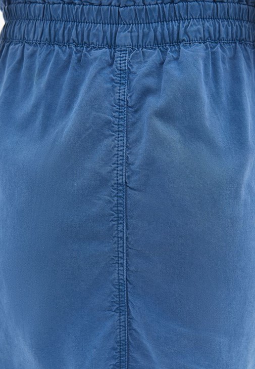 Cepli Etek ve Kazak Kombini