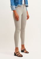 Skinny Pantolon ve  Denim Ceket Kombini