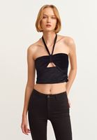 Kadife Crop Top ve Skinny Pantolon Kombini