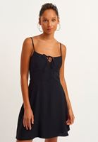 Bayan Siyah Bağcık Detaylı Mini Elbise