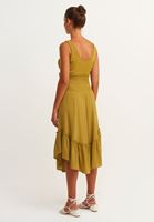 Bayan Yeşil Gipeli ve Fırfırlı Midi Boy Etek