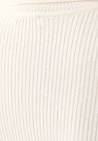 Bayan Krem Balıkçı Yaka Triko Kazak