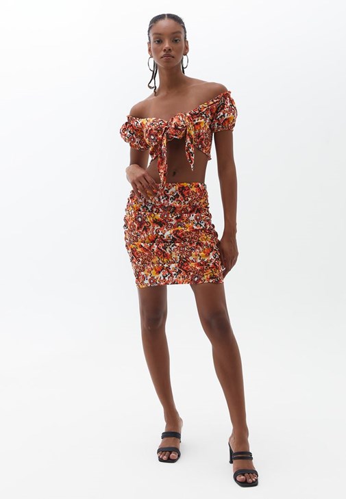 Floral Desenli Mini Etek ve Bluz Kombini