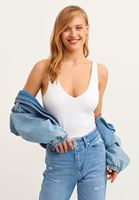 Bayan Beyaz Askı Detaylı V-Neck Tank Top