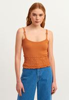 Bayan Turuncu Toka ve Gipe Detaylı Crop Triko Top