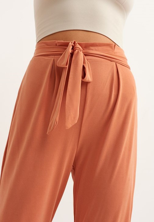 Cupro Pantolon ve Dikişsiz Crop Kombini