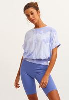 Bayan Mavi Batik Desenli Crop Tişört