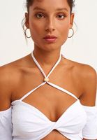Women White Off The Shoulder Crop Top