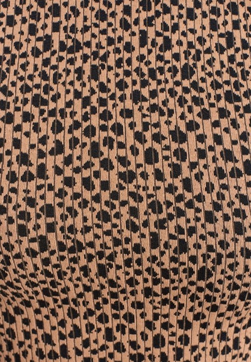 Büzgülü Mini Elbise ve Slouchy Çizme Kombini