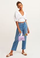 Bayan Beyaz Fırfırlı V-Neck Crop Bluz