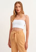 Sırt Detaylı Crop ve Baggy-Fit Pantolon Kombini