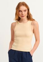 Halter-Neck Tank Top Ve Sweat Pantolon Kombini