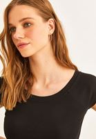 Bayan Siyah Pamuklu Esnek Dokulu Tişört