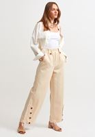 Bayan Beyaz Pamuklu Kare Yaka Atlet