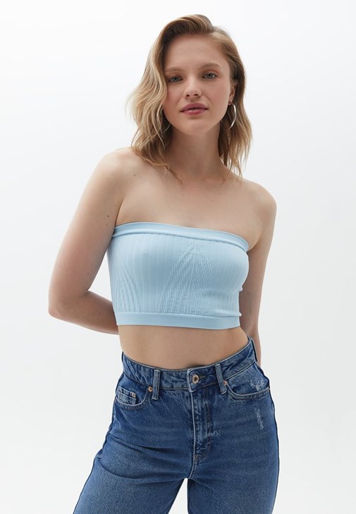Straplez Crop Top ve Skinny Pantolon Kombini