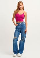 Dikişsiz Crop Top ve Straight-Fit Denim Pantolon Kombini