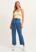 Düğmeli Hırka ve Straight-Fit Pantolon Kombini