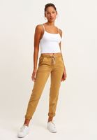 Bayan Beyaz İnce Askılı Seamless Crop Top